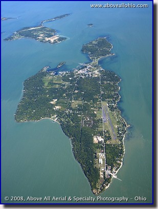 Aerial photo of South Bass Island in Lake Erie